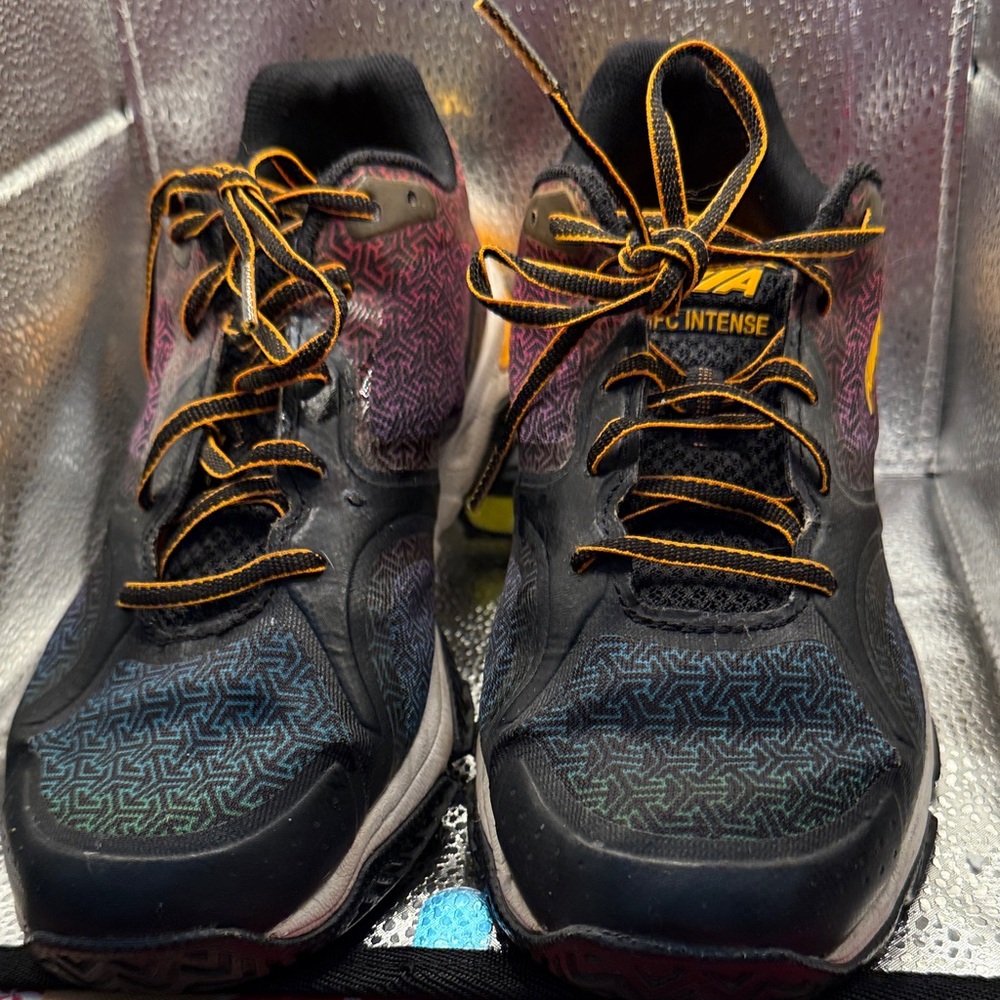 Avia Black and Orange Athletic Shoes